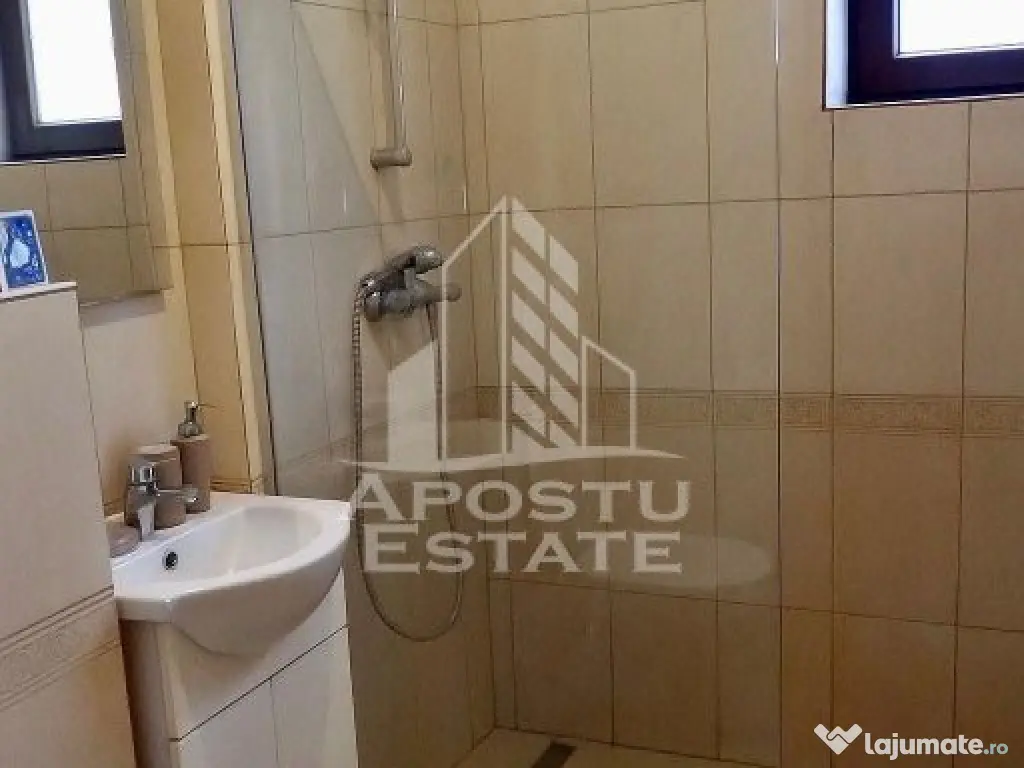 Apartament cu 3 camere, bloc nou, zona Dumbravita