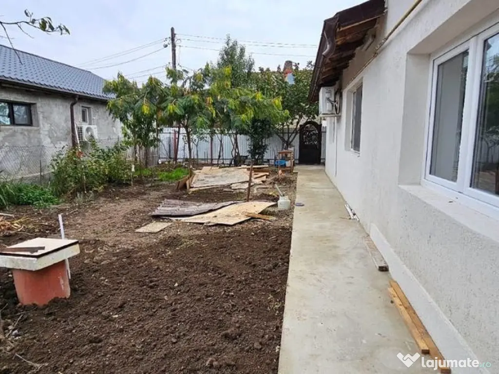 Casa centrala, recent reconsolidata – Strada Traian, Ga... 