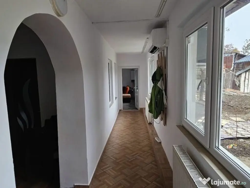 Casa centrala, recent reconsolidata – Strada Traian, Ga... 