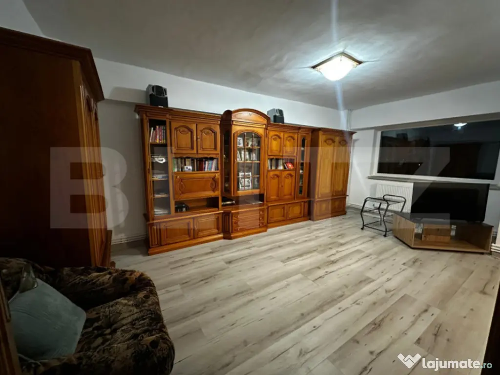 Apartament 4 camere, 93 mp, zona Centrala