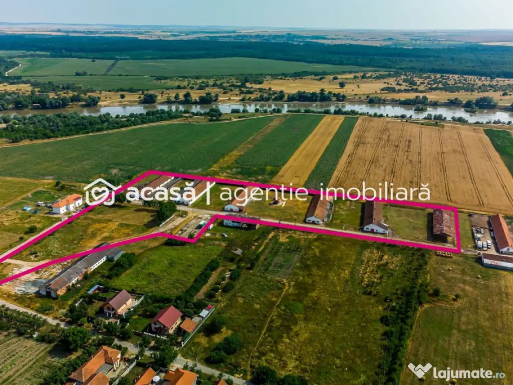 Fermă Mândruloc 2,5 ha 