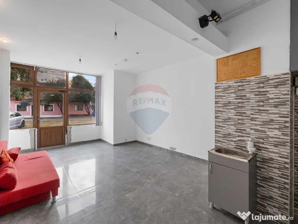 Închiriere spațiu comercial – Str. Poetului 