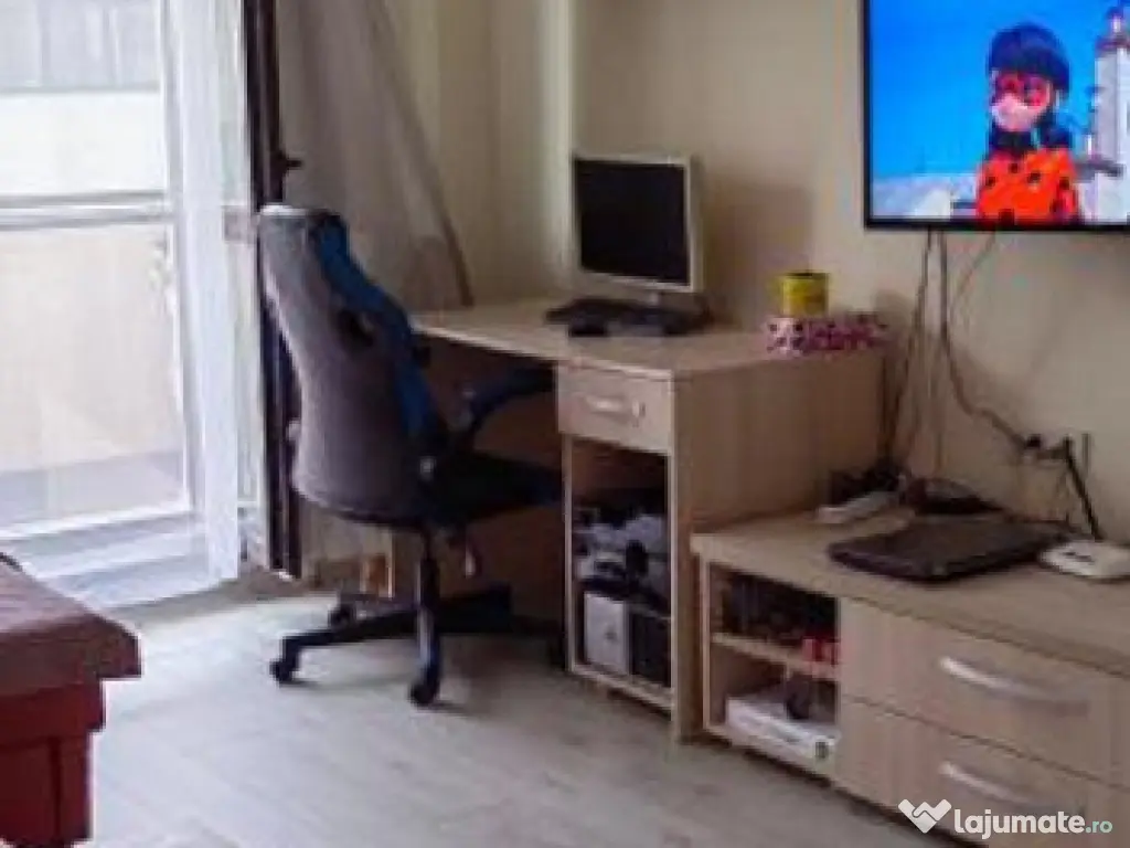 Apartament mobilat cu 3 camere|loc parcare inclus 