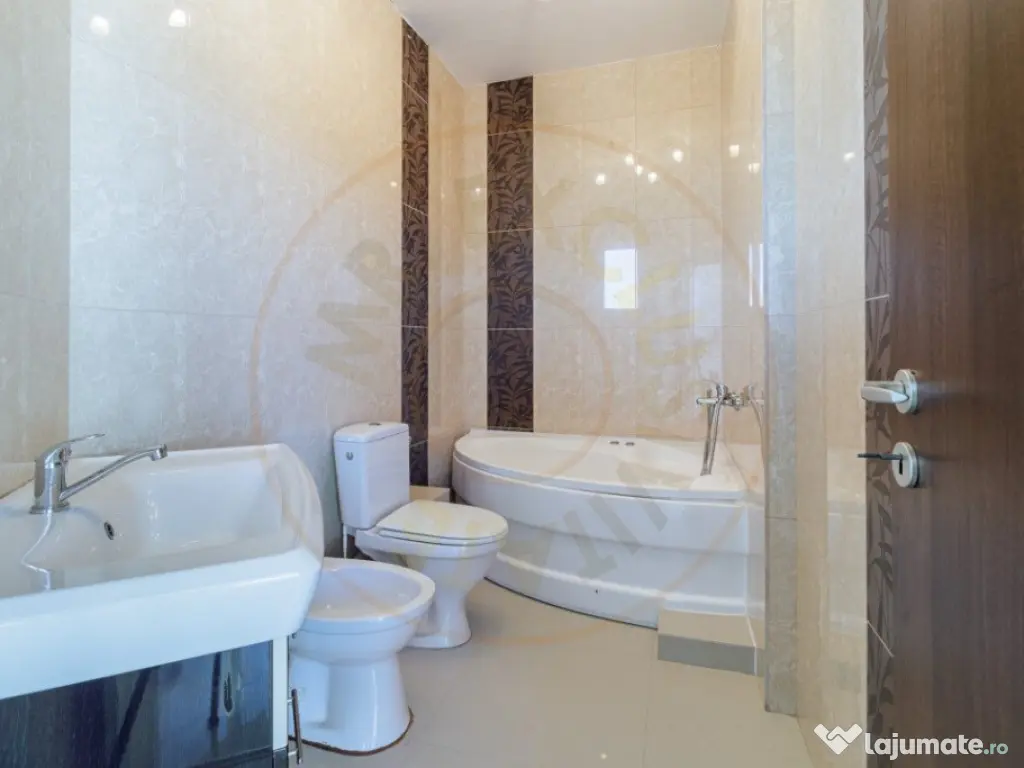 Apartament cu vedere catre lac