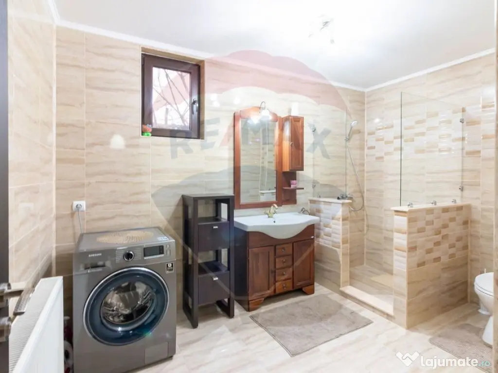 Vila moderna 5 camere, teren 250mp, Colentina Cornisor 