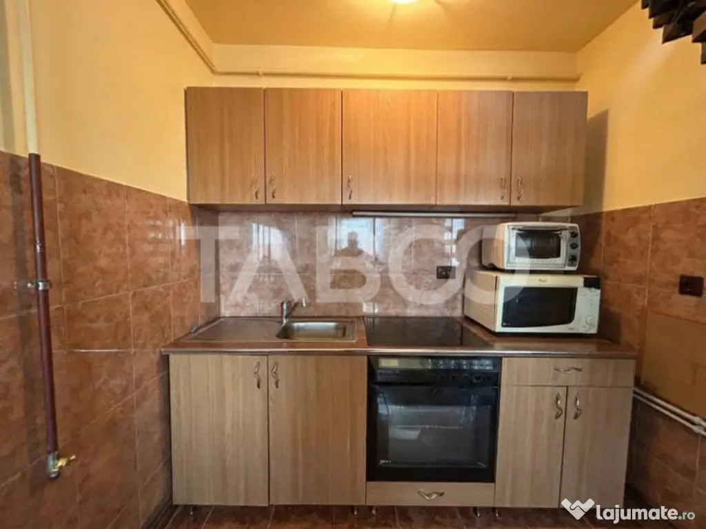Apartament la cheie 3 camere 2 bai 72 mpu zona Terezian 