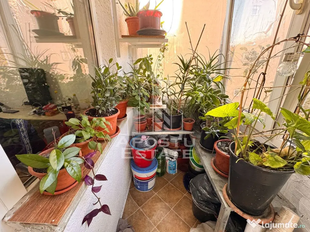 Apartament 4 camere | Decomandat | Etaj 1 | 90mp | Zona S...