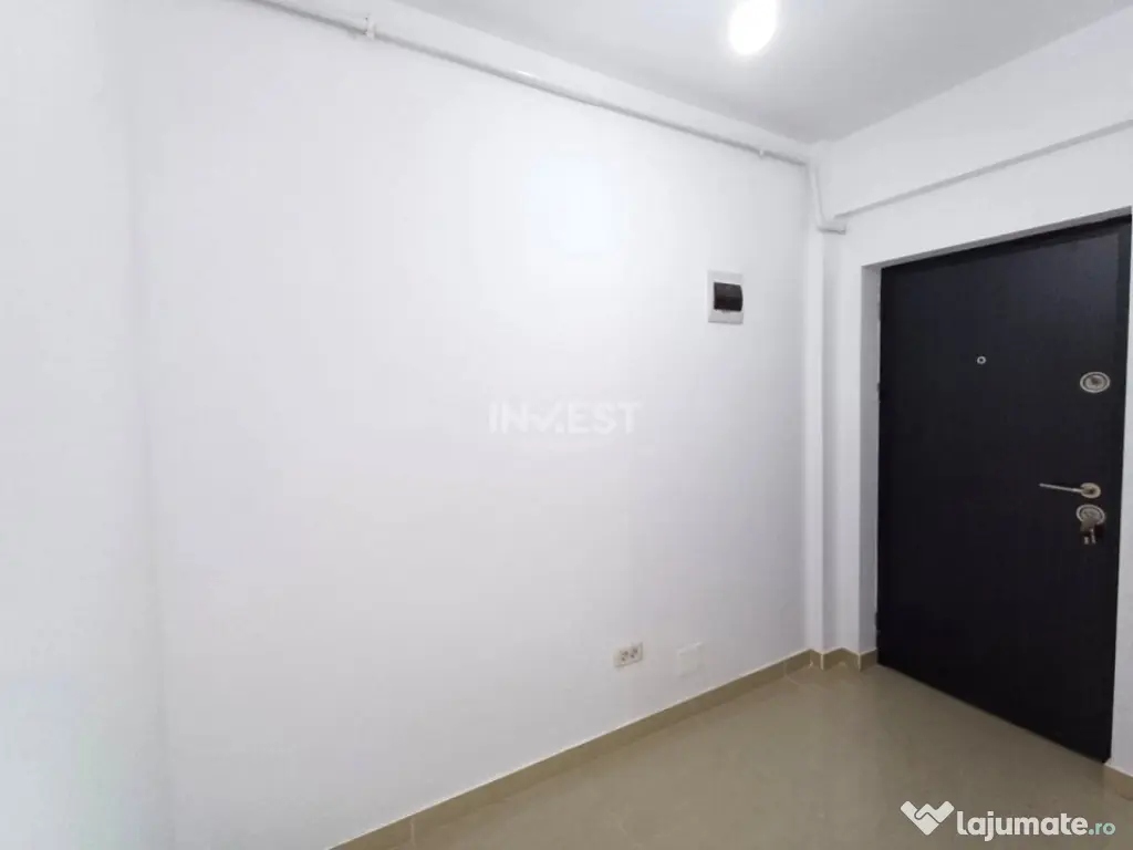 MUTARE IMEDIATA! 1 CAMERA DECOMANDAT