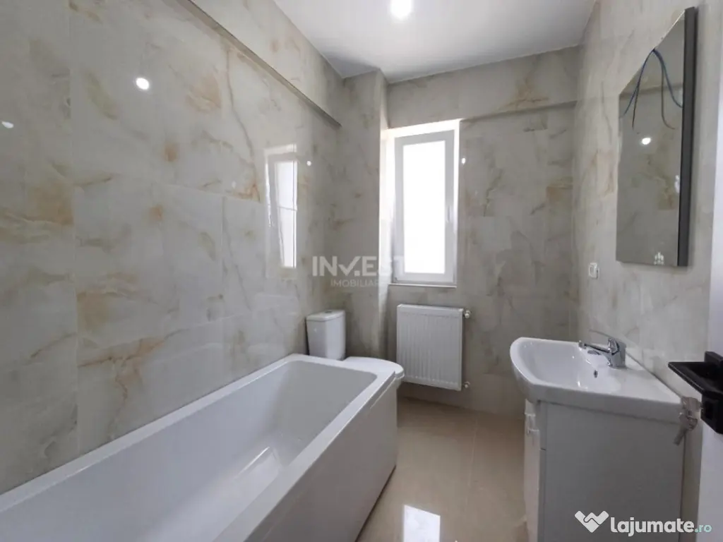 MUTARE IMEDIATA! 1 CAMERA DECOMANDAT