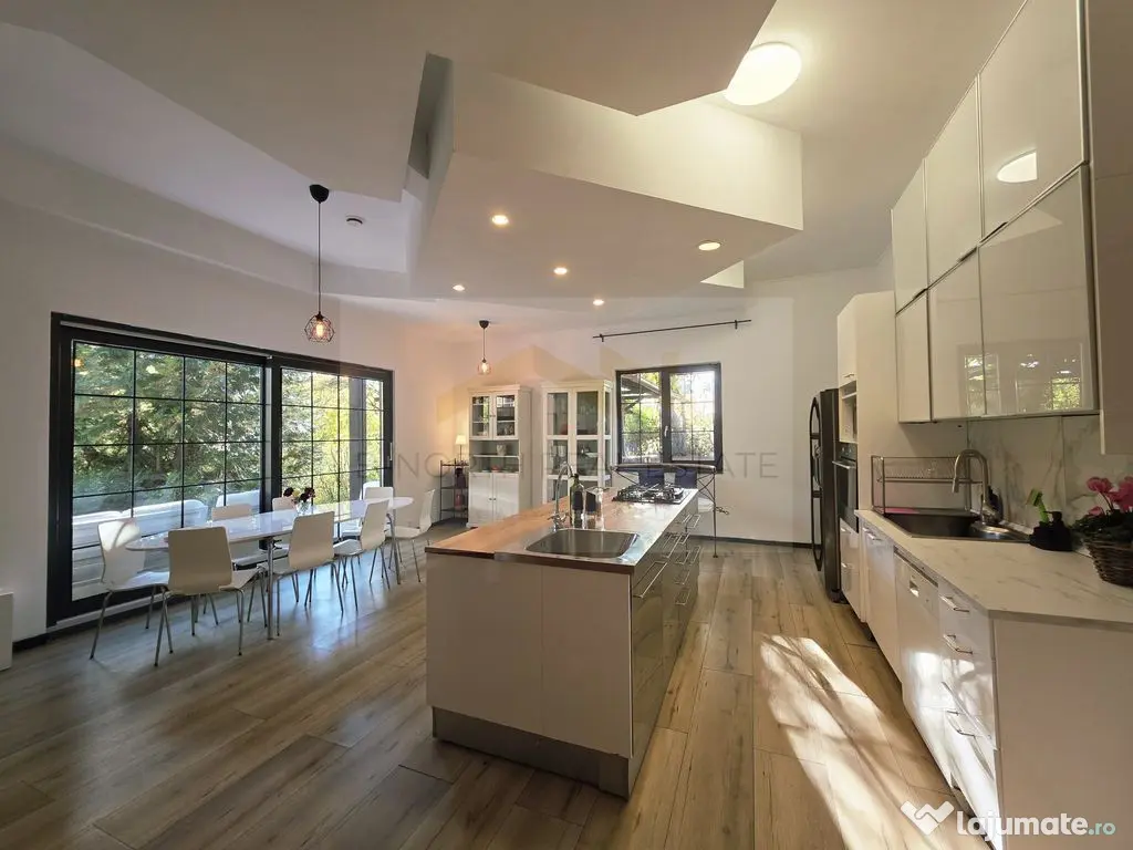 Reședință exclusivistă cu deschidere la Lacul Scrovi?...