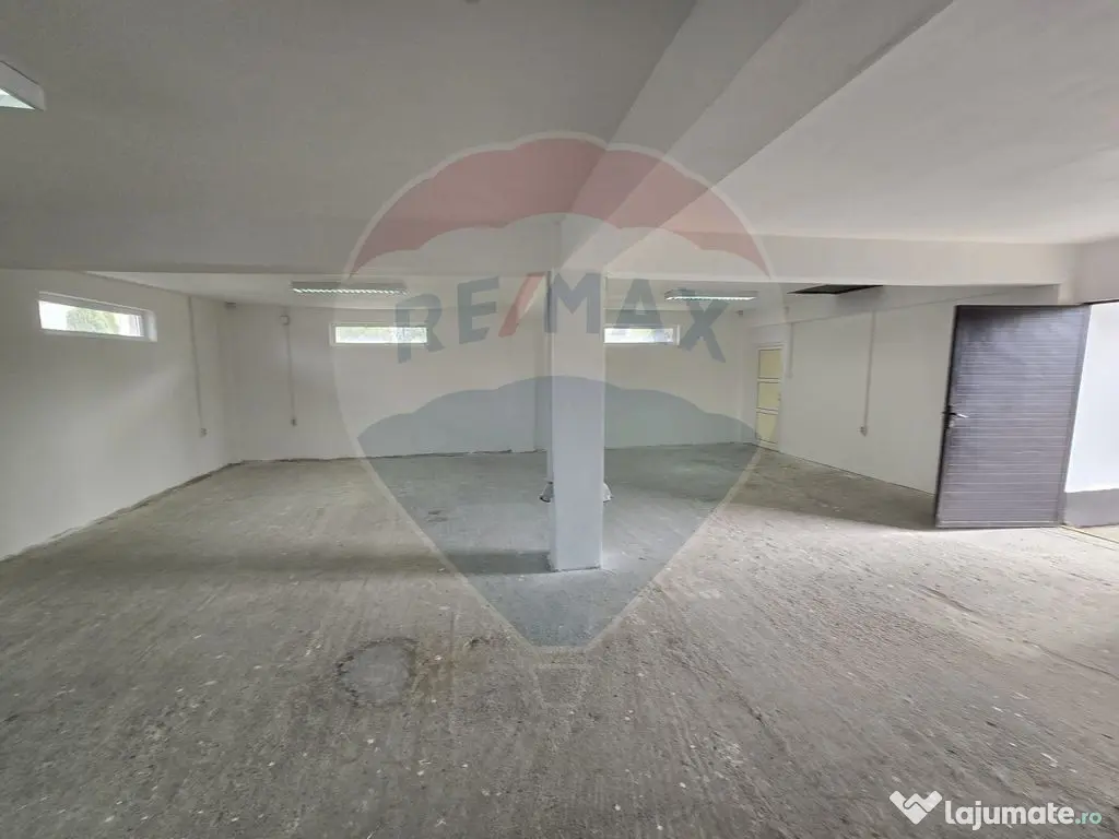 Spațiu comercial/ Casa zona Bariera Valcii 