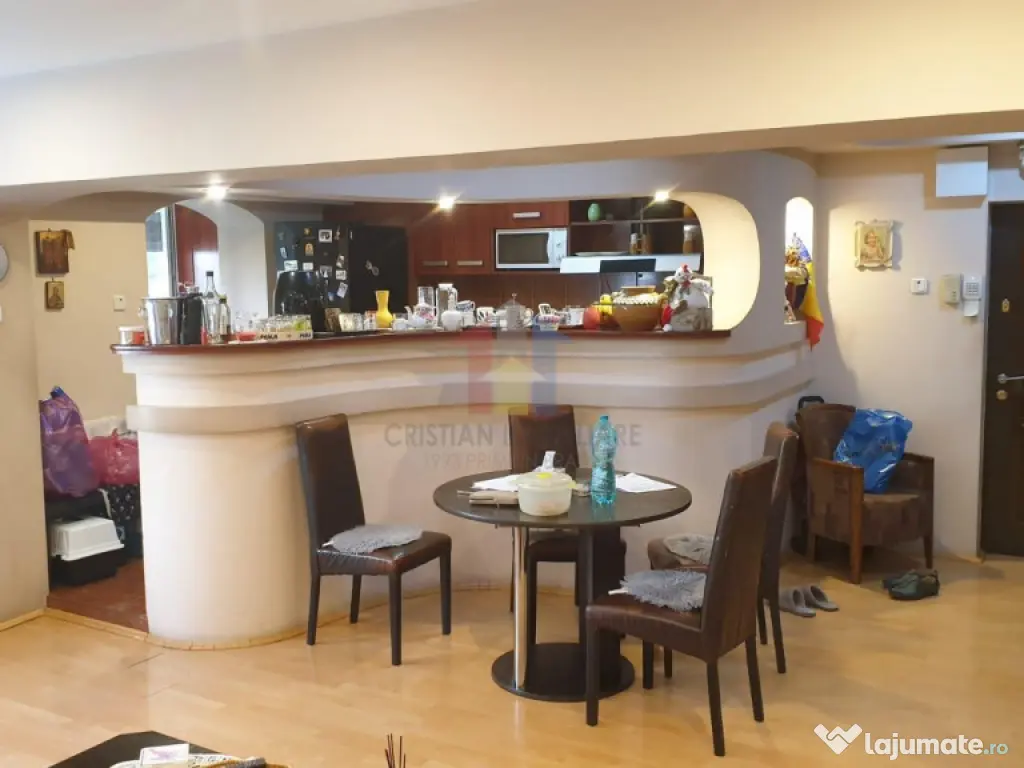 CENTRU-Bloc nou Confort 1 Decomandat 82mp 3 cam etaj 1