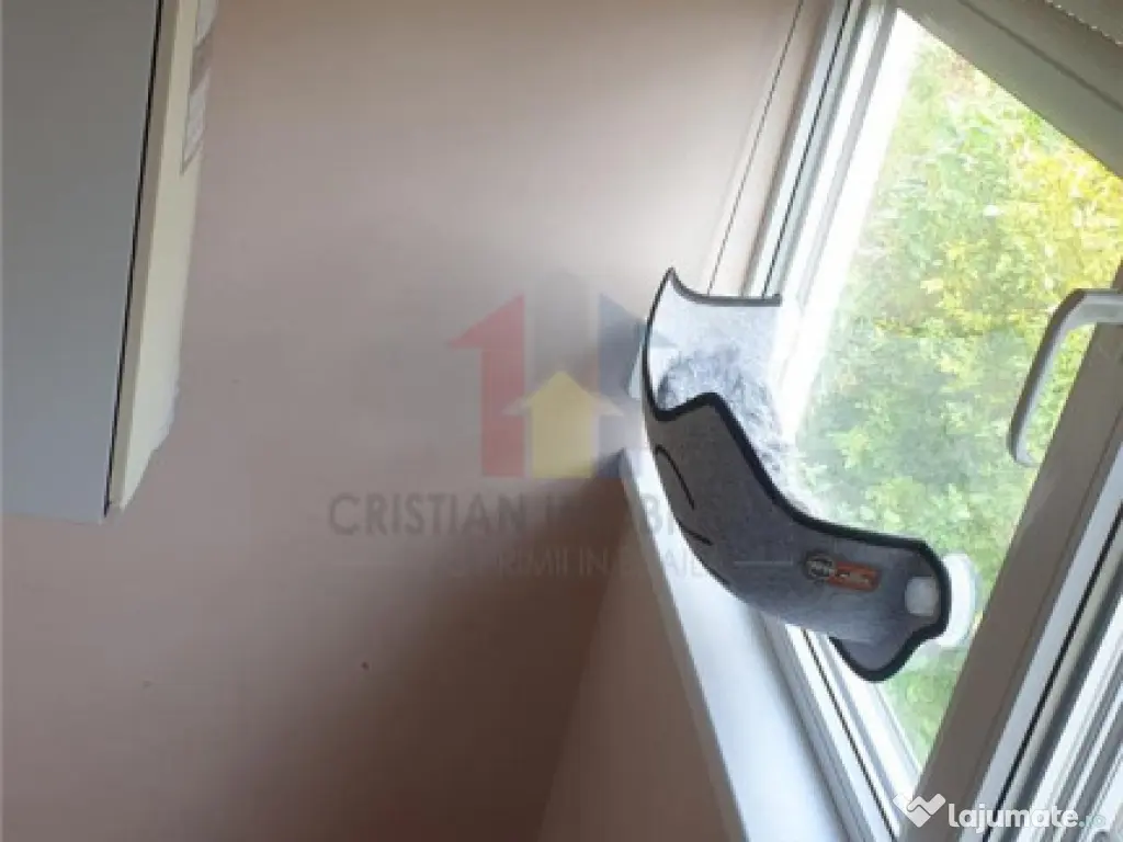 CENTRU-Bloc nou Confort 1 Decomandat 82mp 3 cam etaj 1