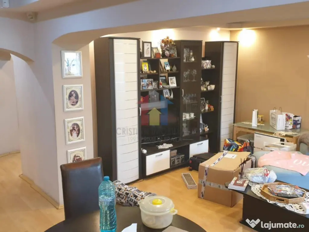 CENTRU-Bloc nou Confort 1 Decomandat 82mp 3 cam etaj 1