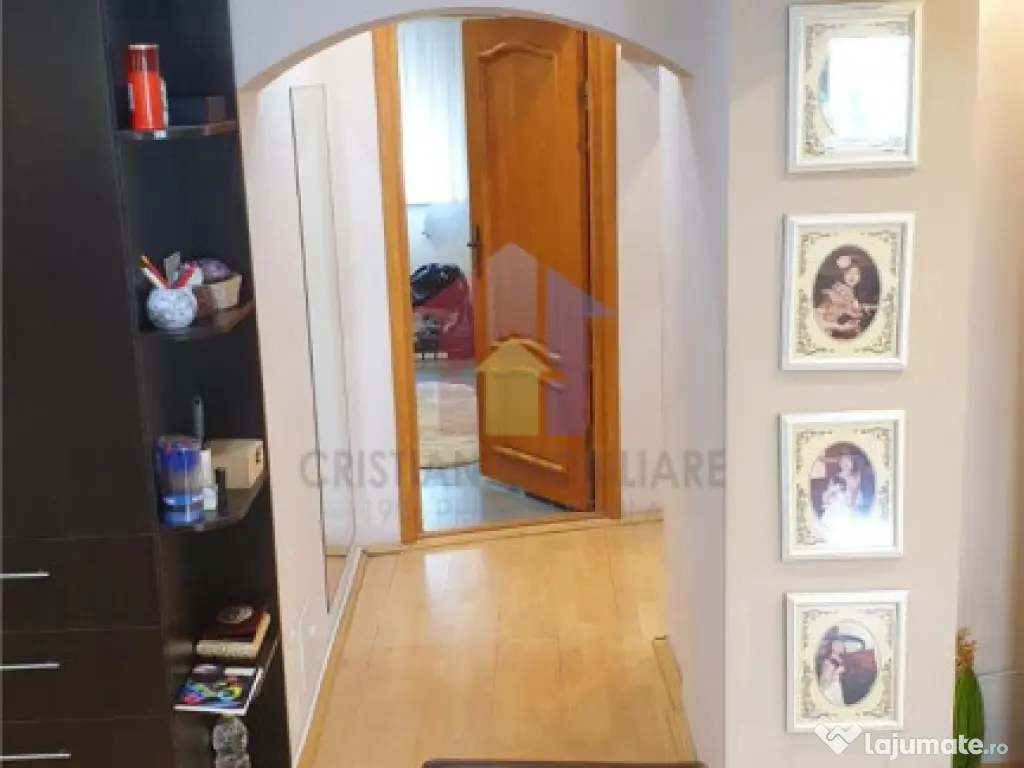 CENTRU-Bloc nou Confort 1 Decomandat 82mp 3 cam etaj 1