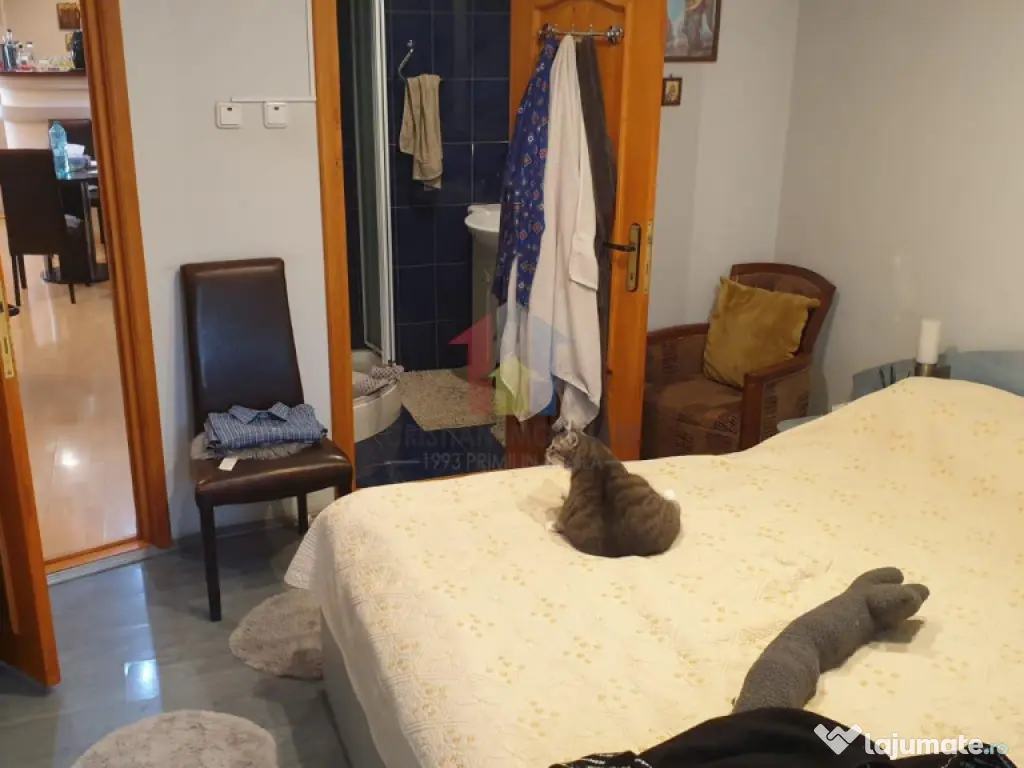 CENTRU-Bloc nou Confort 1 Decomandat 82mp 3 cam etaj 1