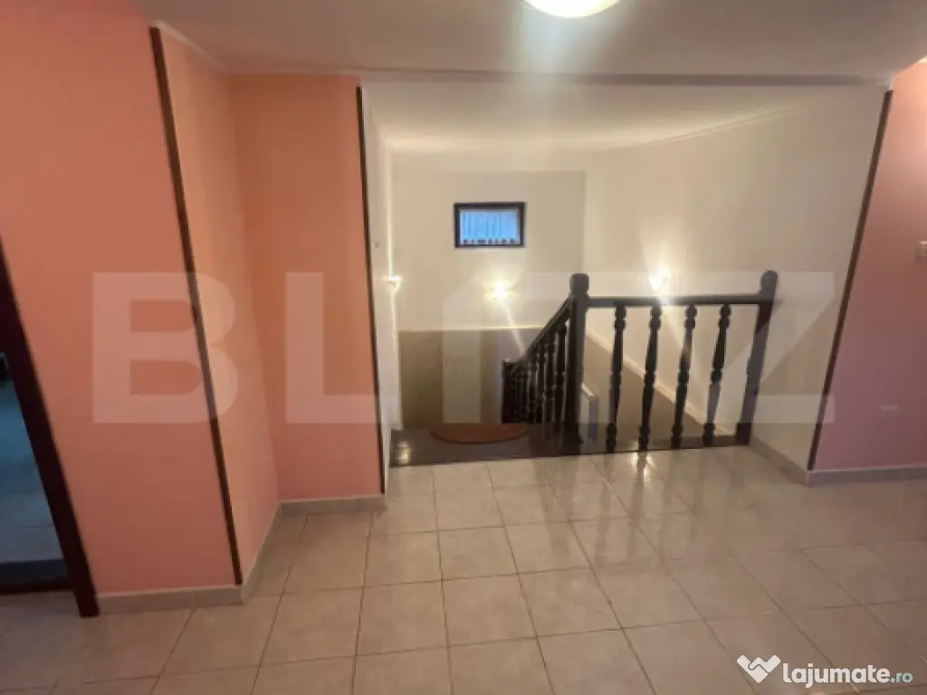 Casă de vânzare, 170 mp, zona Lipovei