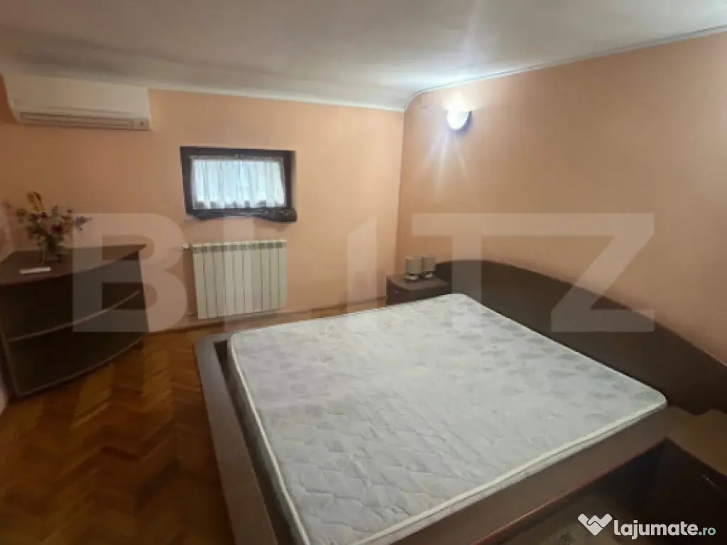 Casă de vânzare, 170 mp, zona Lipovei