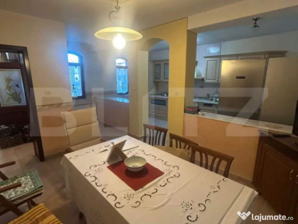 Casă de vânzare, 170 mp, zona Lipovei