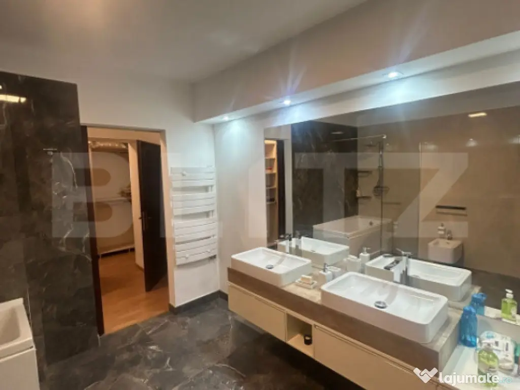 Casă de vânzare, 170 mp, zona Lipovei