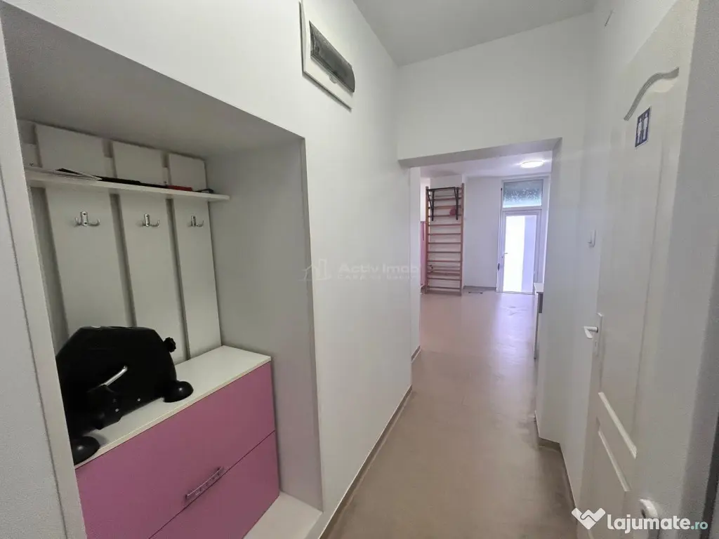 RESITA, APARTAM. LA CURTE SAUCABINET MEDICAL, SPATIU COMERCI 