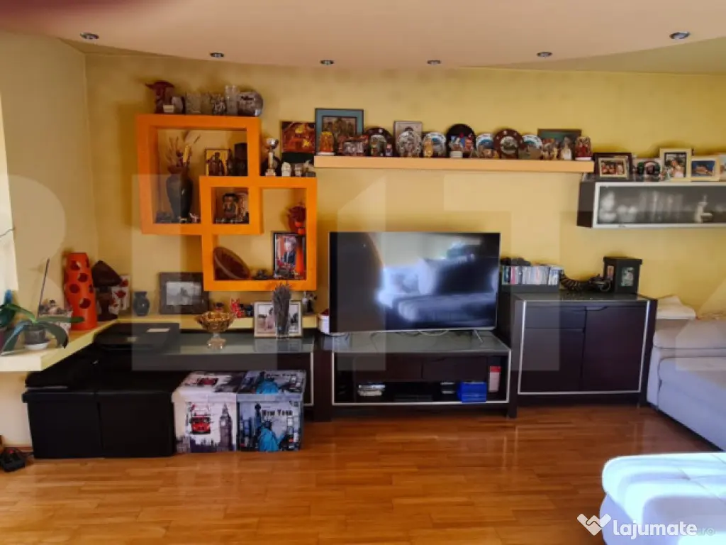 Apartament 4 camere, 80 mp, zona Ultracentrala