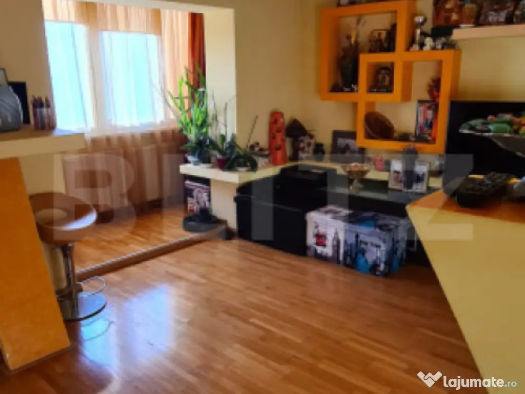 Apartament 4 camere, 80 mp, zona Ultracentrala