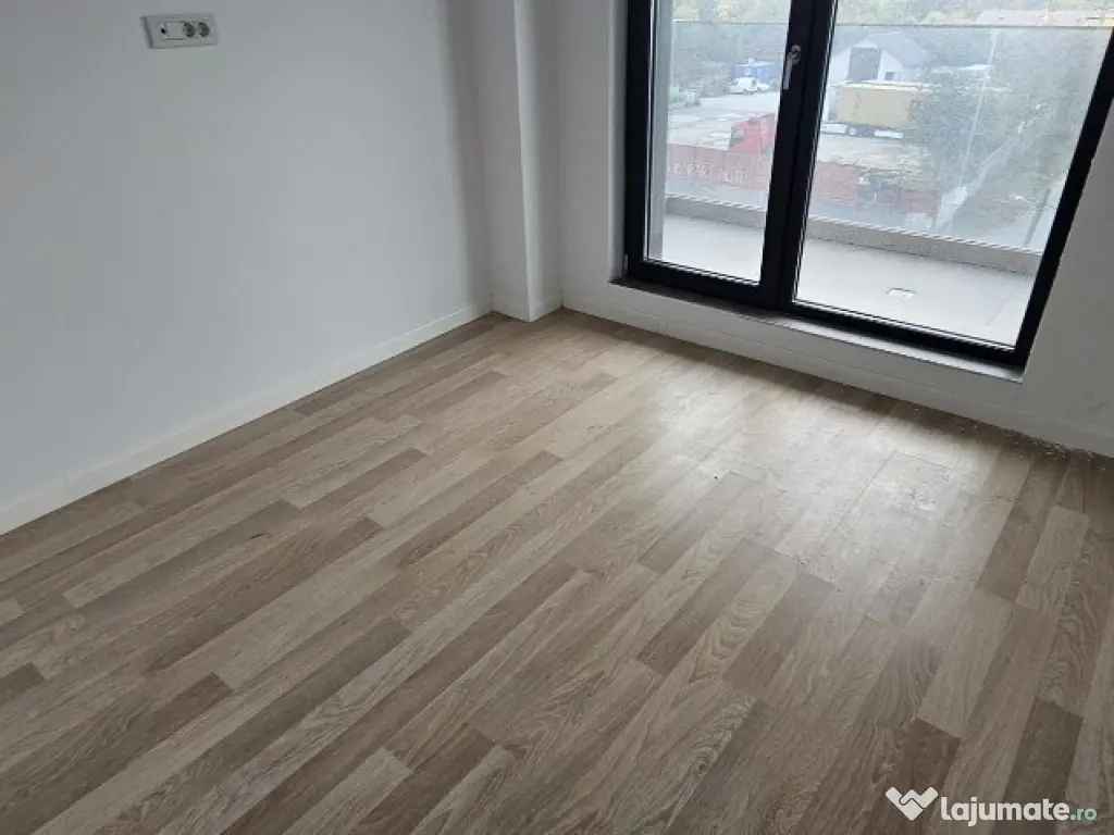 Bloc nou , 3 camere , 2 bai ,Faleza south/ Veterani / Bloc nou 