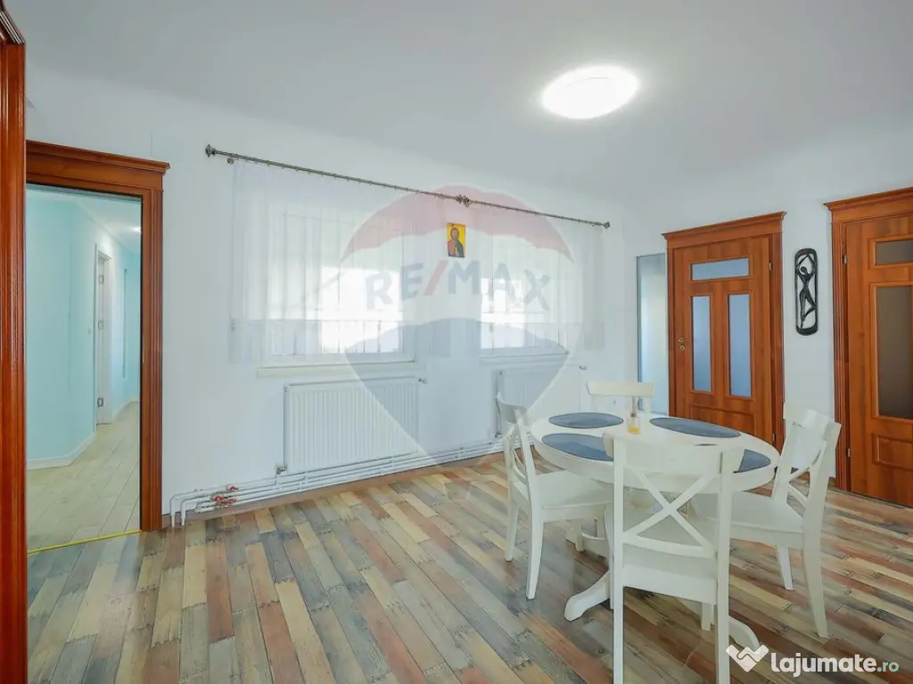 Casă cu 4 camere de închiriat în zona Salca 