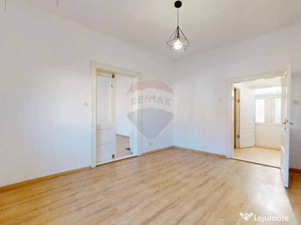 Închiriere imobil Brașov, zonă centrală, strada Aurel... 