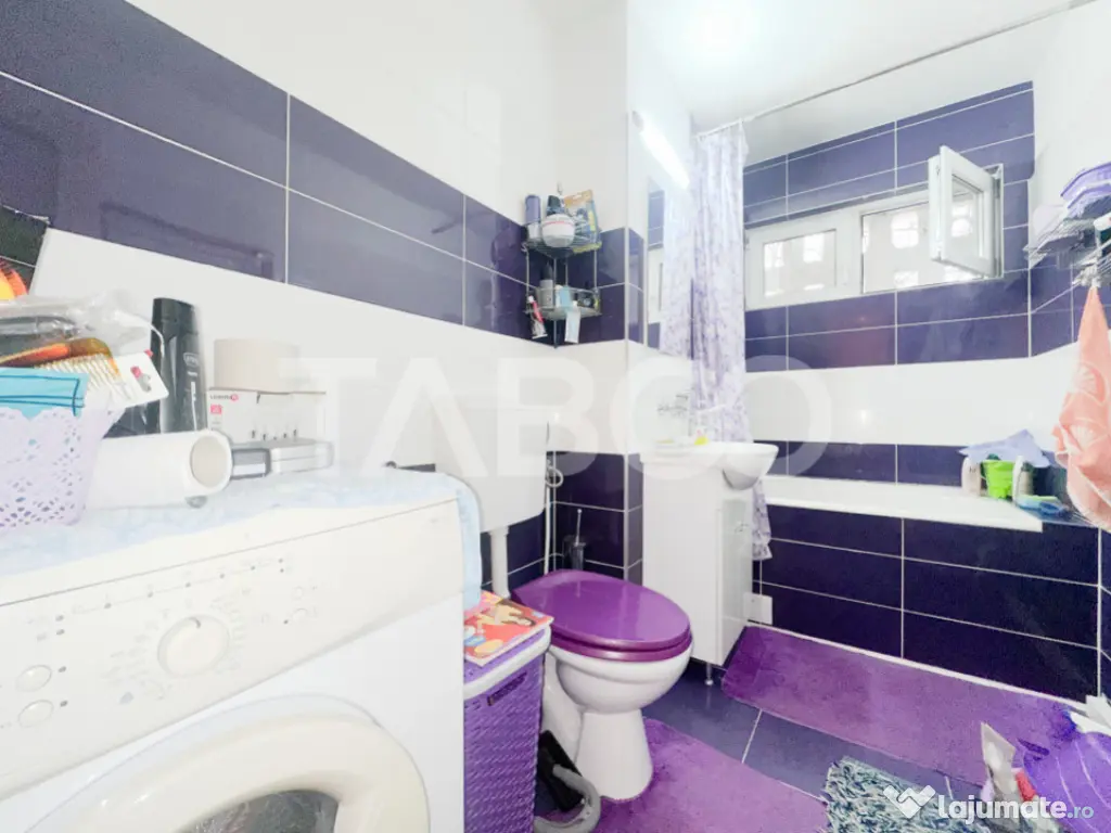 De vanzare apartament cu 4 camere decomandate cartierul Mana