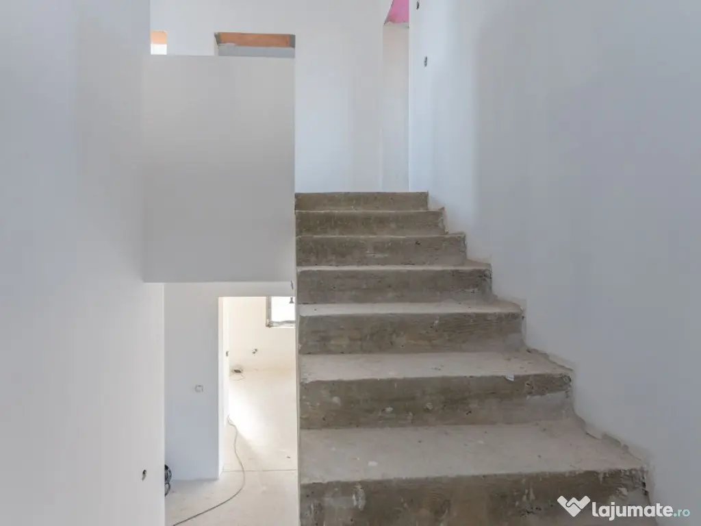 Casă nouă în Bod, P+M, de vânzare "la alb" sau "la ch... 