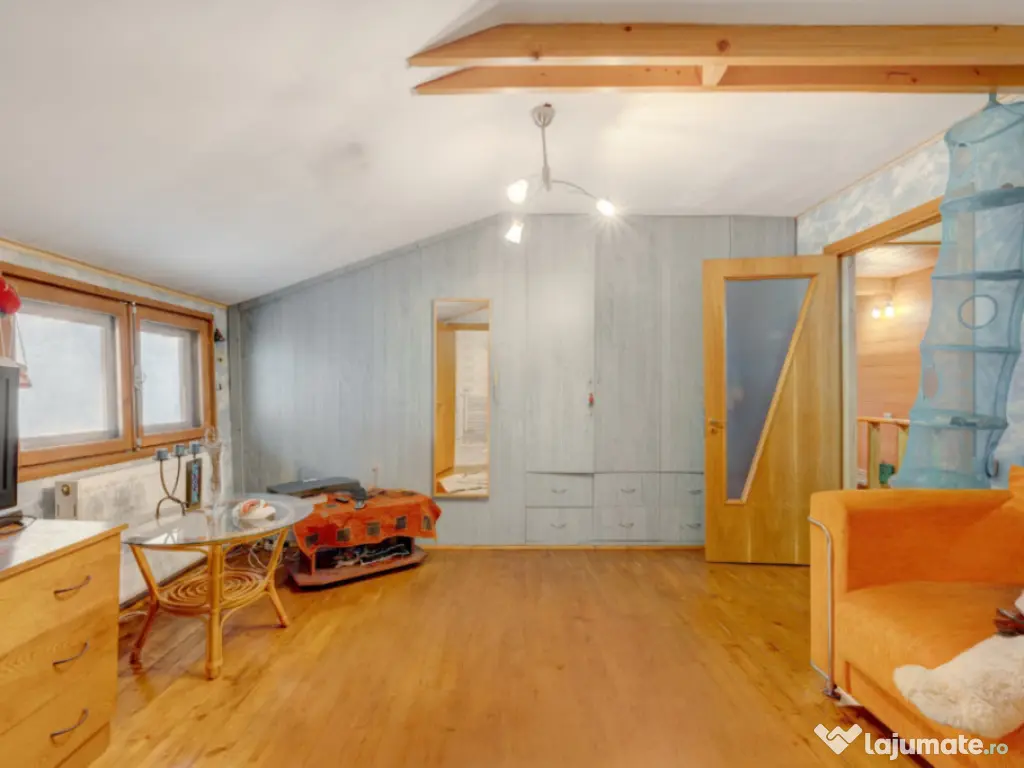 VIILOR - ECHINOCTIULUI, CASA 211 MP UTILI, LOT 460 MP!