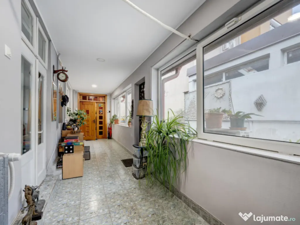 VIILOR - ECHINOCTIULUI, CASA 211 MP UTILI, LOT 460 MP!