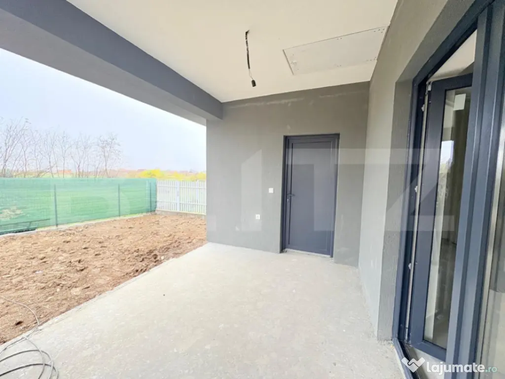 Casă de vânzare , 110 mp , teren 4,5 ari, zona Lazuri