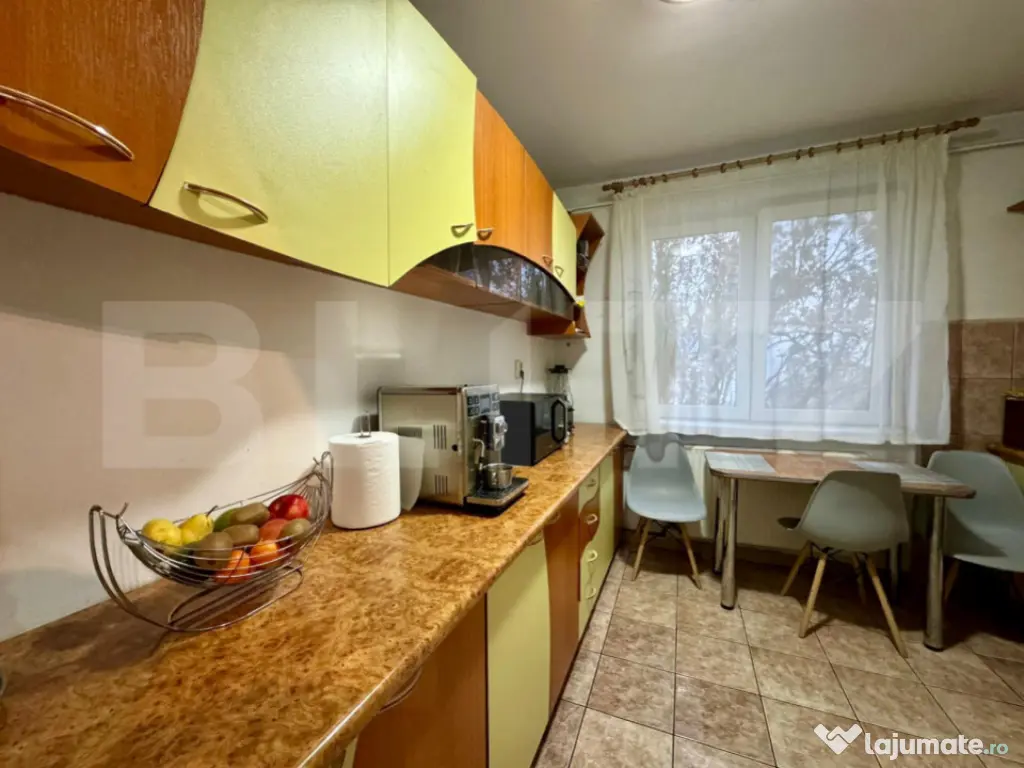 Apartament 2 camere, decomandat, 51.5 mp, mobilat – Zona C