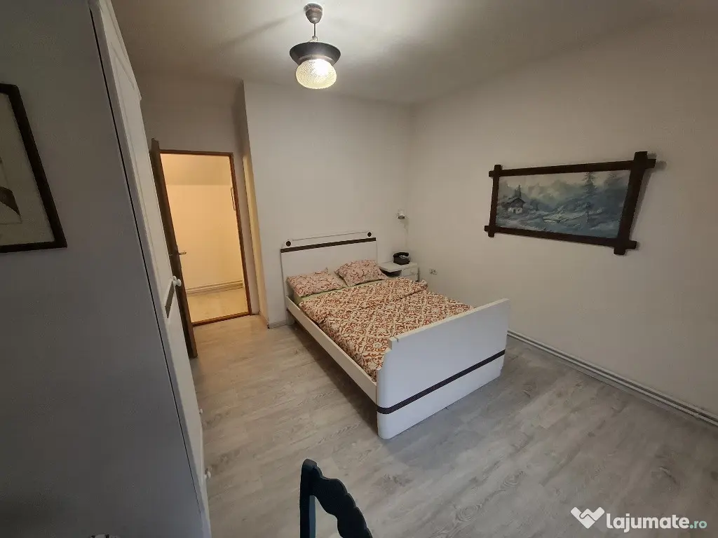 Inchiriez apartament 2 camere zona Parneava 