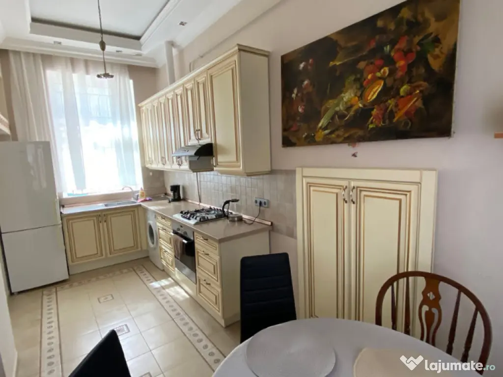 Apartament cu 2 camere de inchiriat in zona Teiul Doamnei 