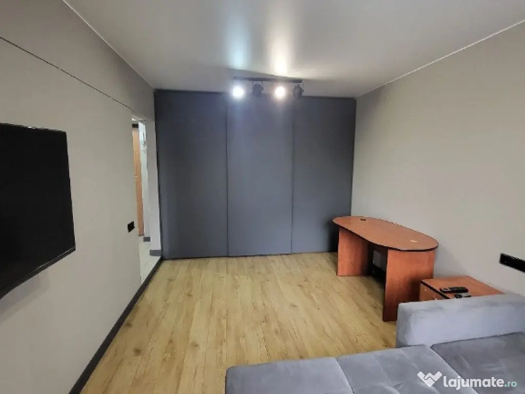 Garsoniera de inchiriat in zona Grand Arena Metalurgiei