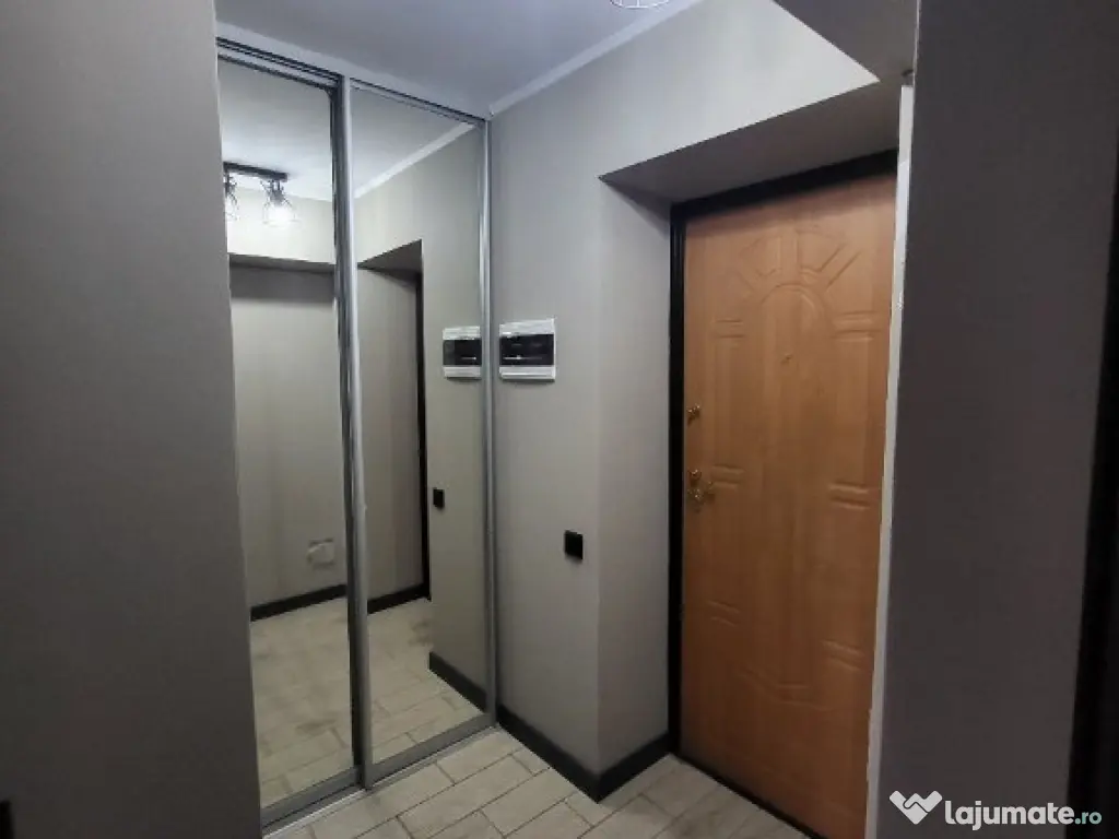 Garsoniera de inchiriat in zona Grand Arena Metalurgiei