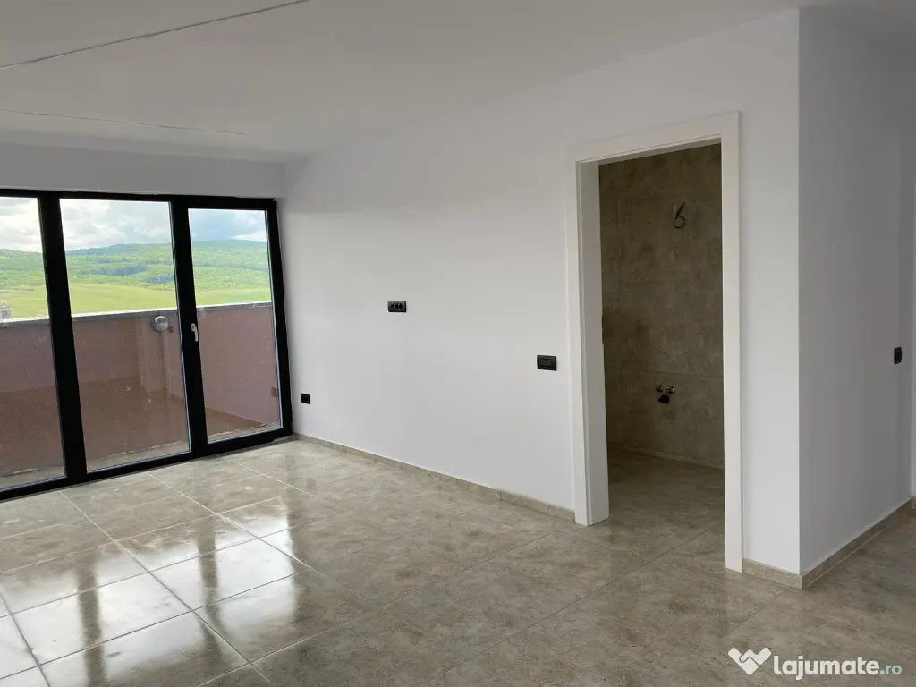 Penthouse finisat,mobilat, Baciu