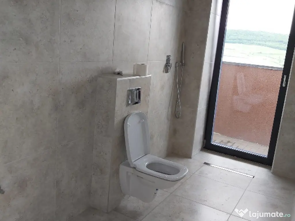 Penthouse finisat,mobilat, Baciu