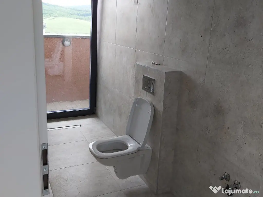 Penthouse finisat,mobilat, Baciu