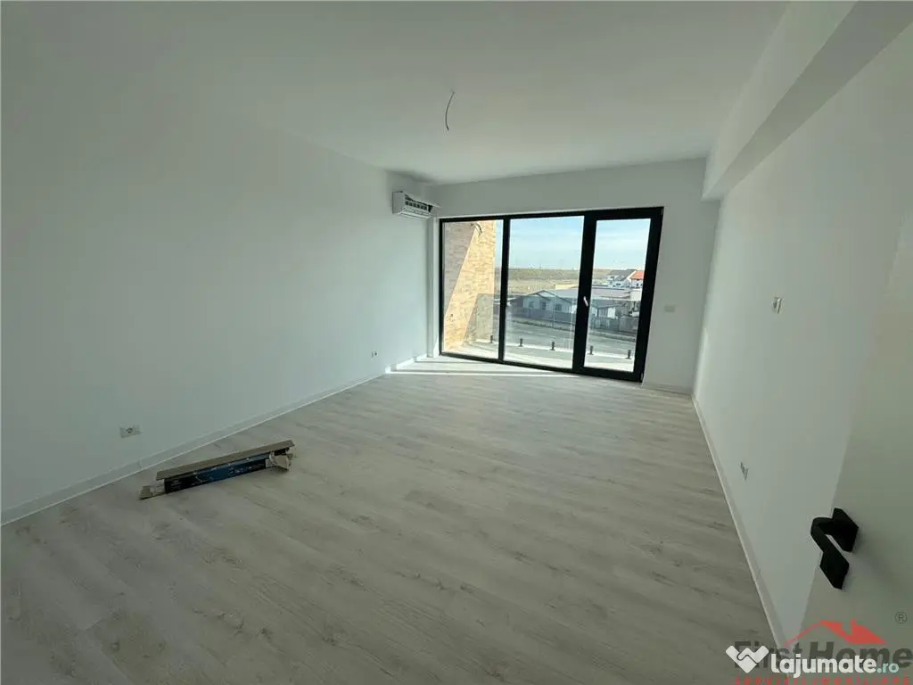 Apartament 2 camere, etaj 1,65mp utili de in complex Ozone 