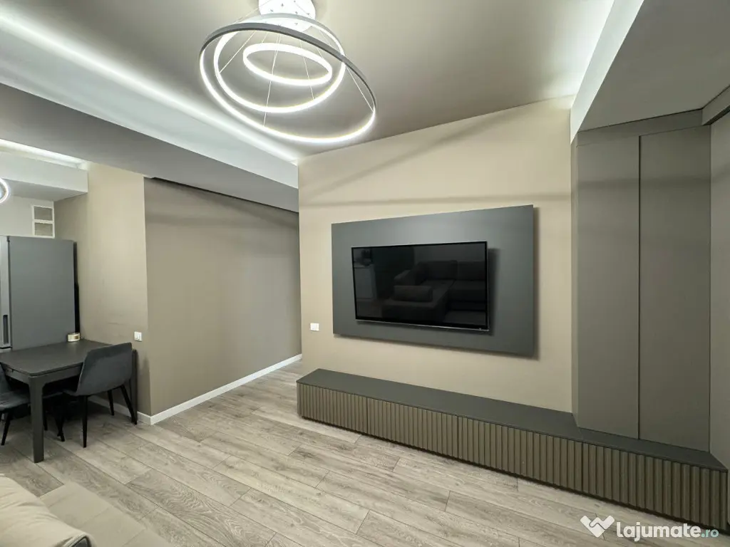 Garsoniera de inchiriat in zona Titan