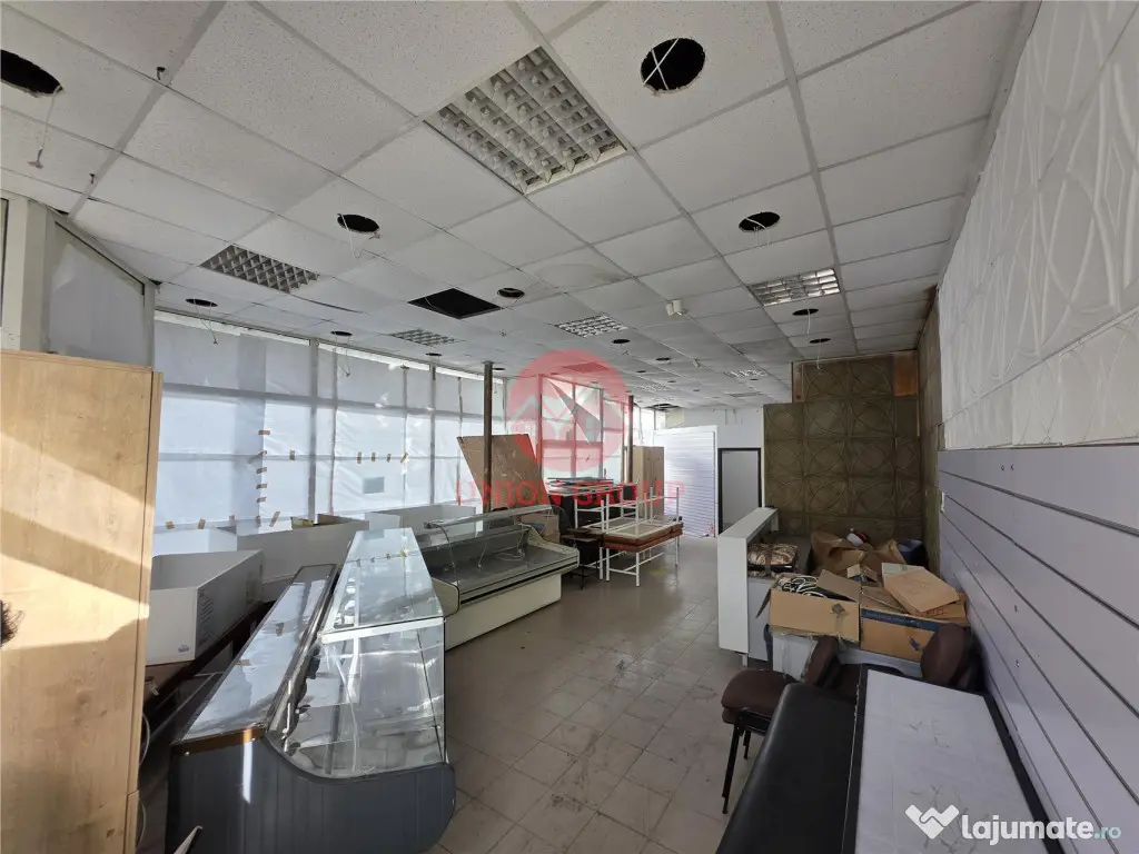 Spatiu Comercial la Doar Cativa Pasi de Promenada - Mamaia Z 