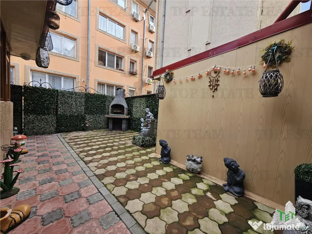 Casa spatioasa si versatila de in Eforie Nord – ideala ... 