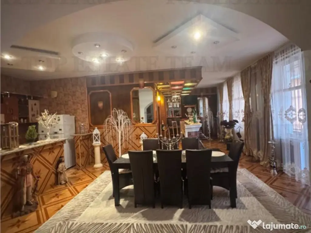 Casa spatioasa si versatila de in Eforie Nord – ideala ... 