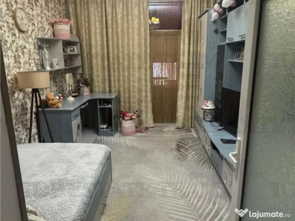 Casa spatioasa si versatila de in Eforie Nord – ideala ... 