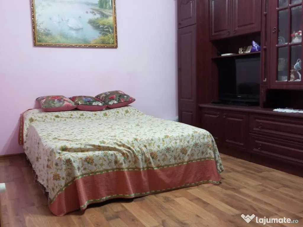 Garsoniera de inchiriat in zona Aviatiei